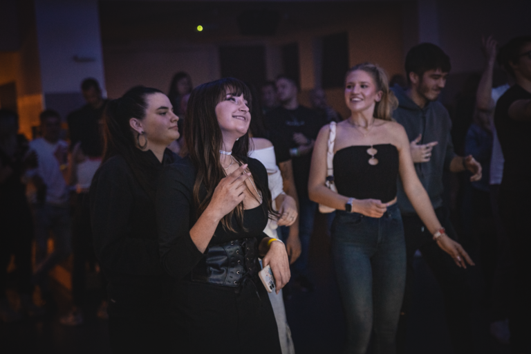 a8ecbabae151abacba7dbde04f761c37